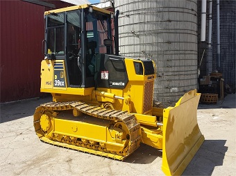 Бульдозер Komatsu D155AX